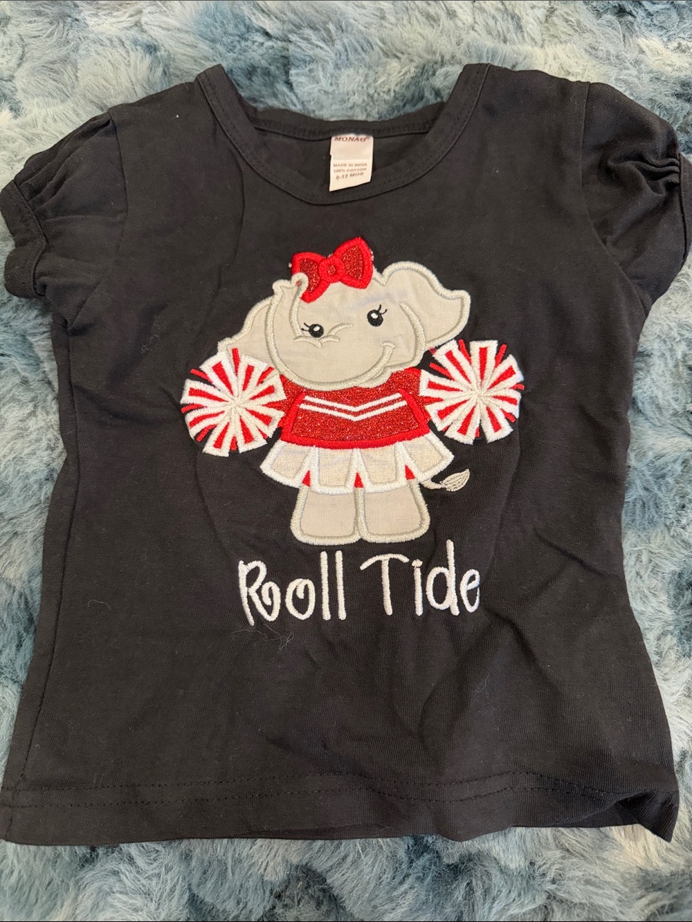 Black 'Roll Tide' Cheer Elephant Tee with university of Alabama